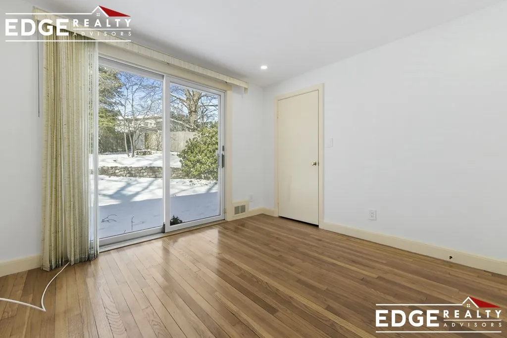 105 Hamilton Rd, Cedarwood