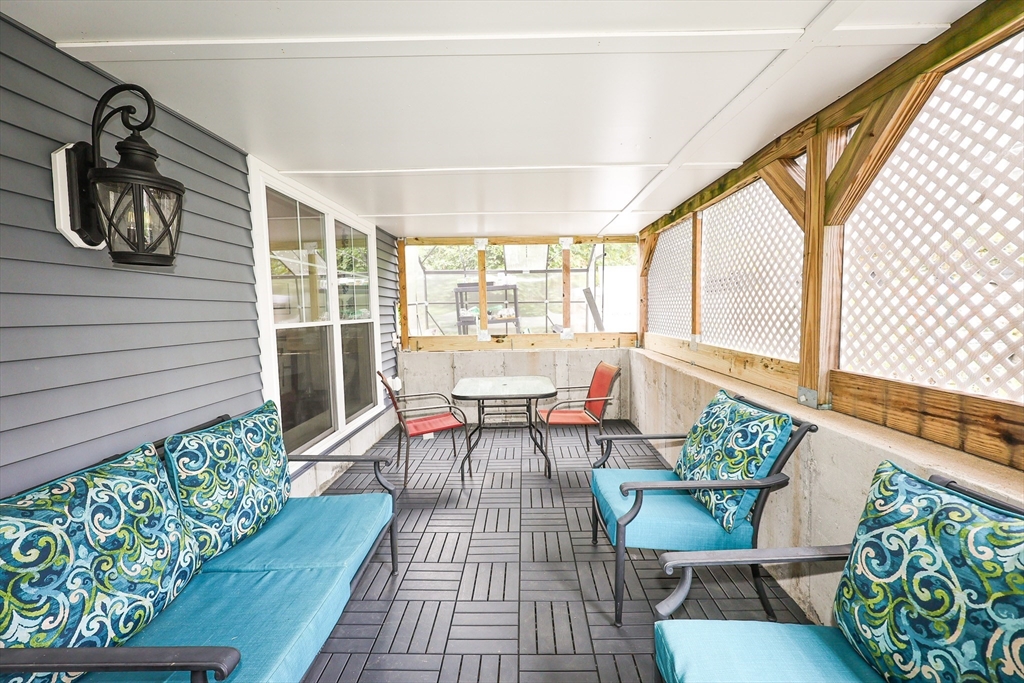 79 Granite St, Weymouth