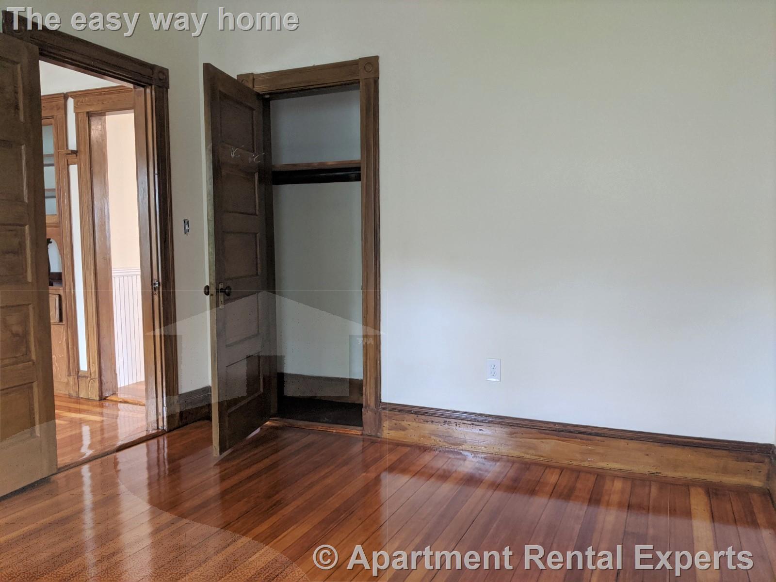 7-9 Belknap St, Teele Square