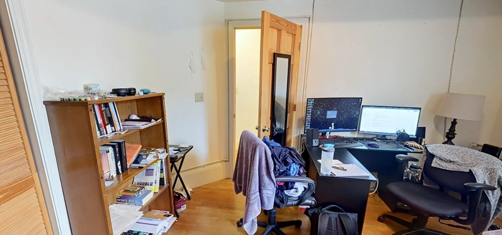 1406 Beacon St, Corey Hill