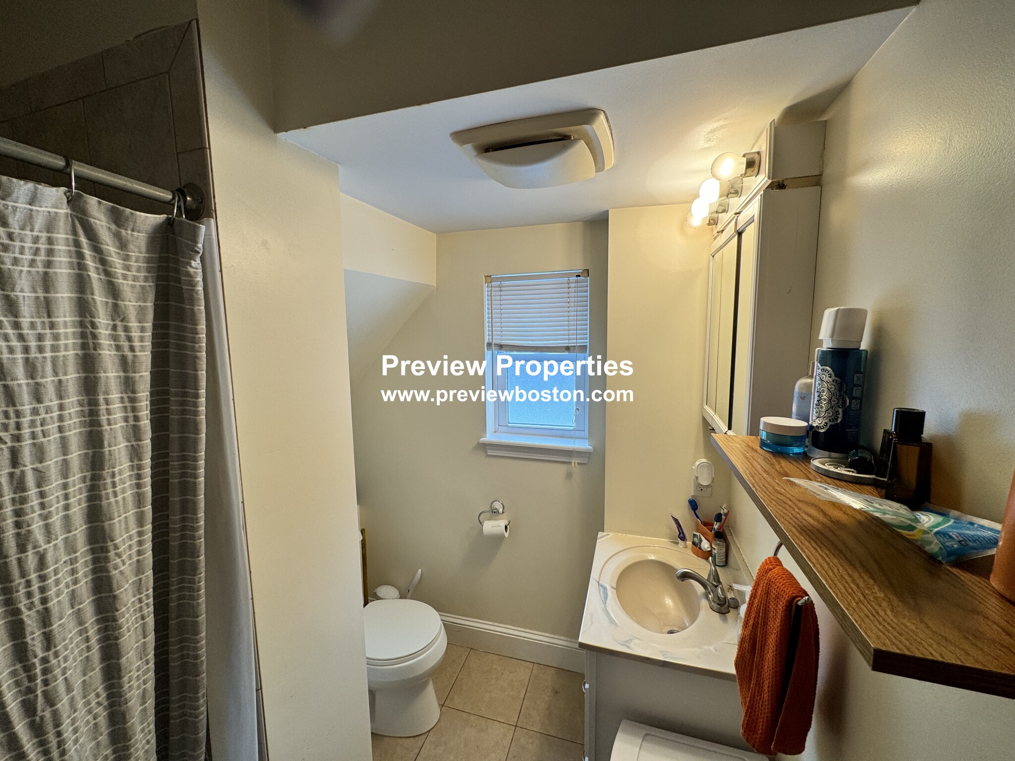 28 Cherry St, Spring Hill