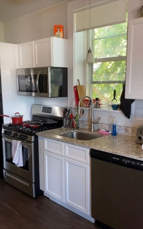 8 Curtis St, East Boston