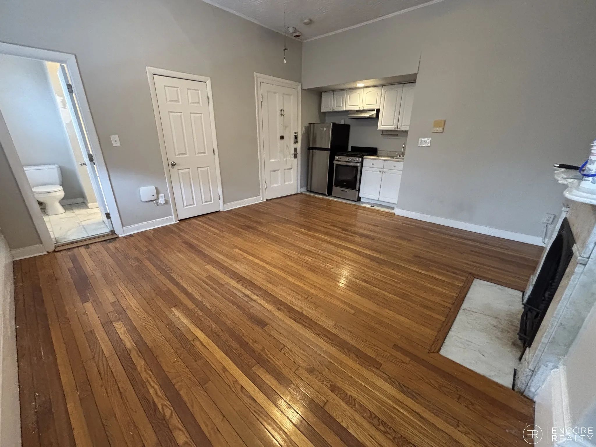 120 Charles St, Beacon Hill