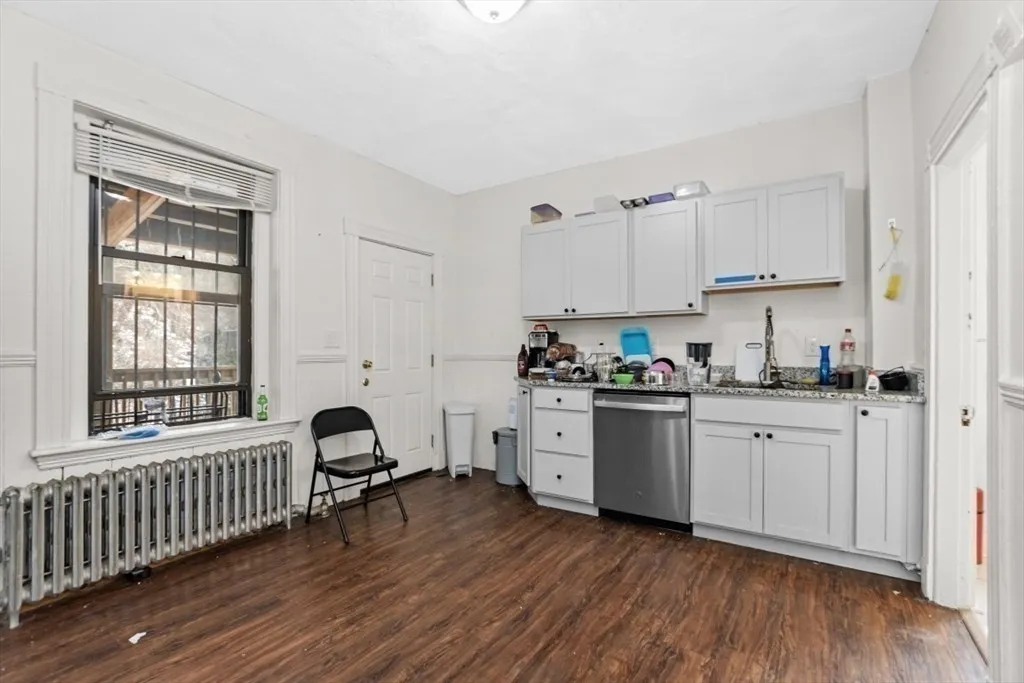 868 Huntington Ave, Mission Hill