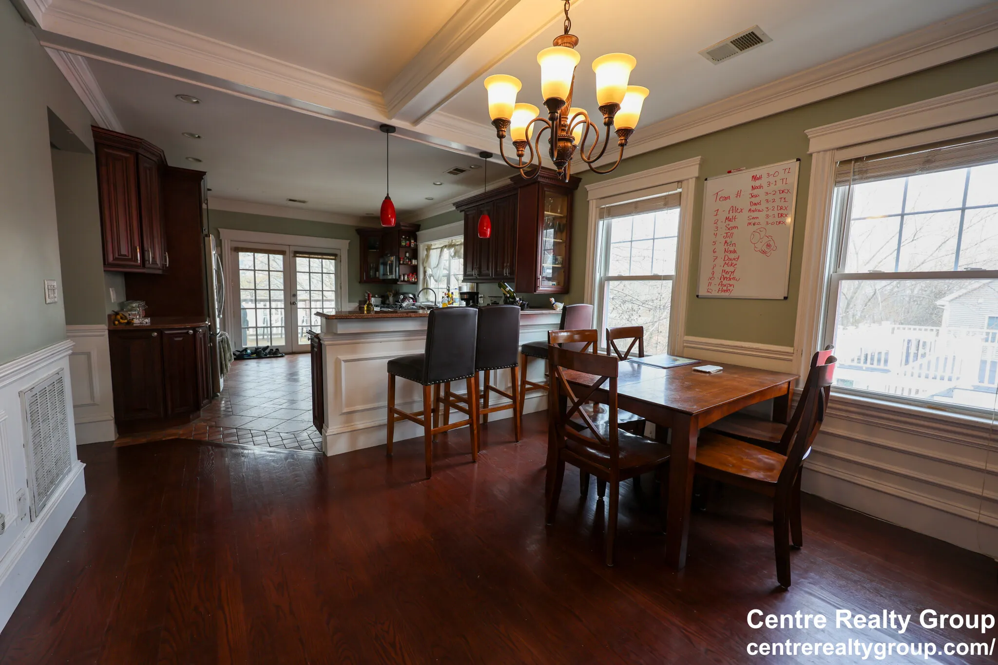 127 Nonantum St, Oak Square