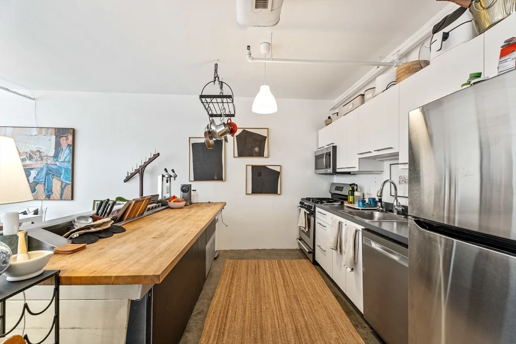 453 Washington St, Midtown