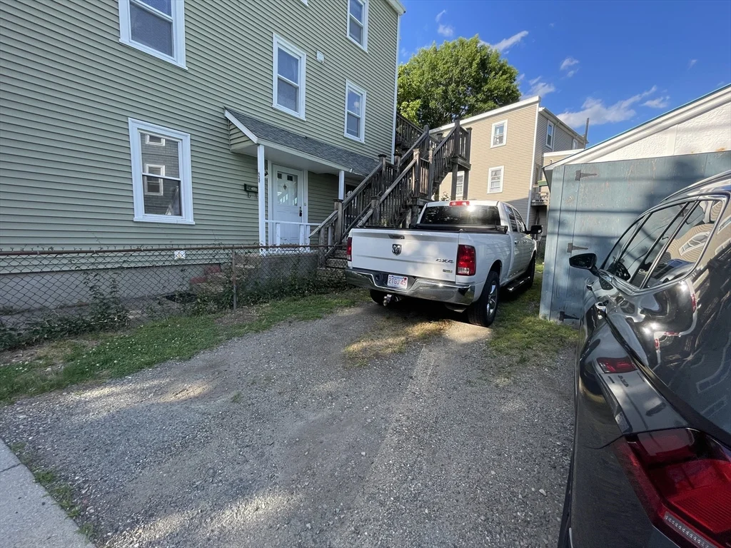 38 Faxon St, Nonantum