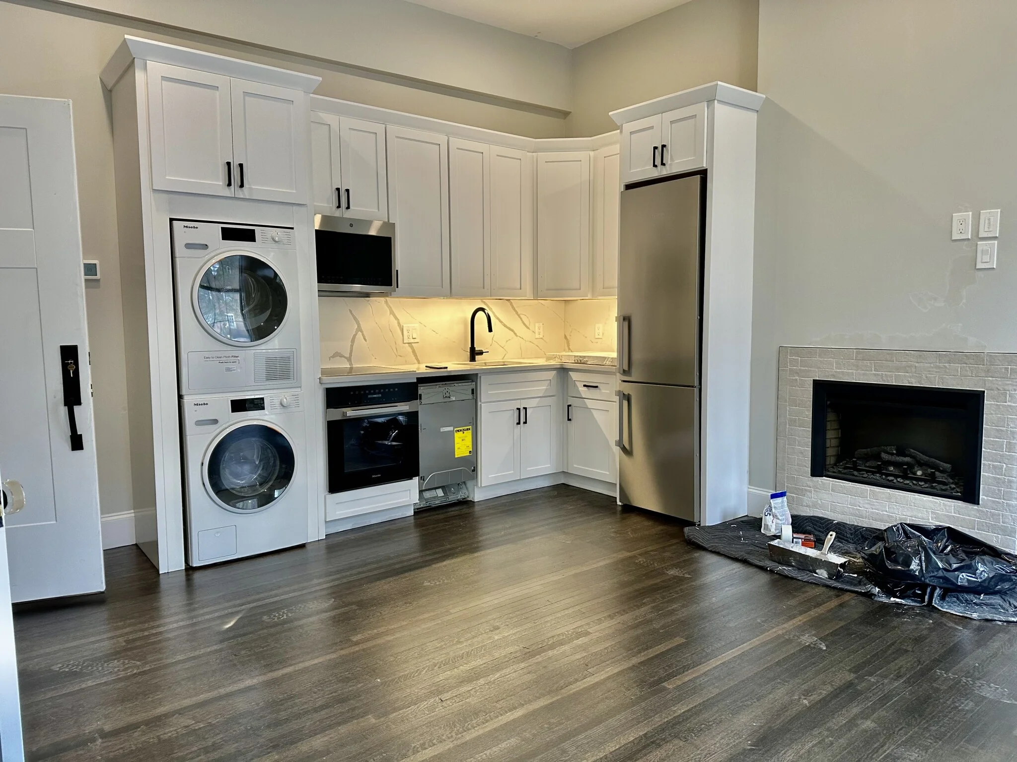 105 Charles St, Beacon Hill