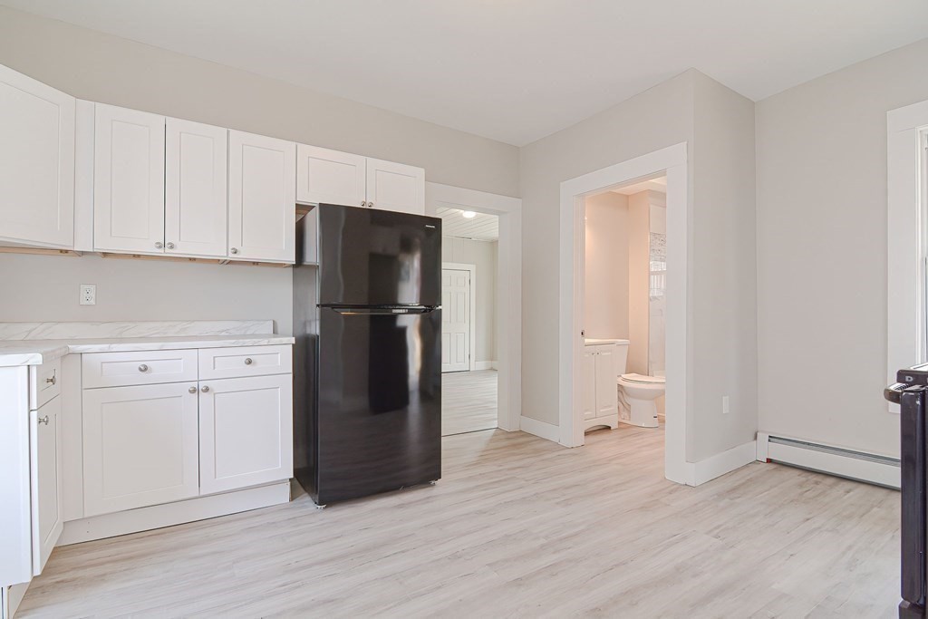 979 Dwight St, Holyoke