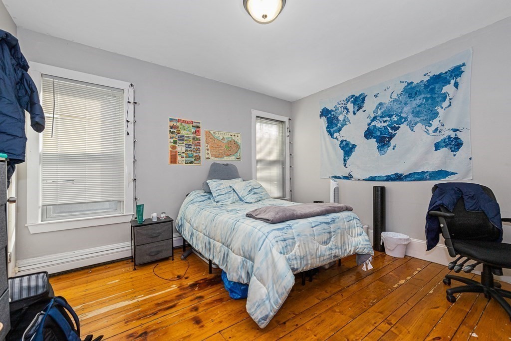 44 Hillside St, Mission Hill