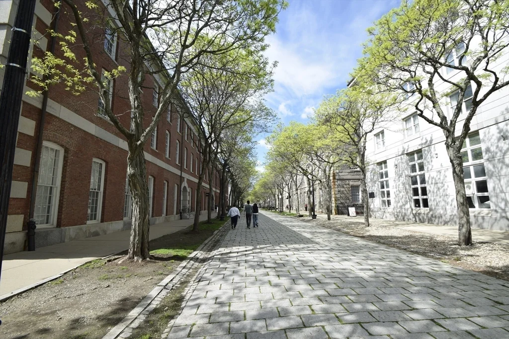 45 1st Ave, Charlestown