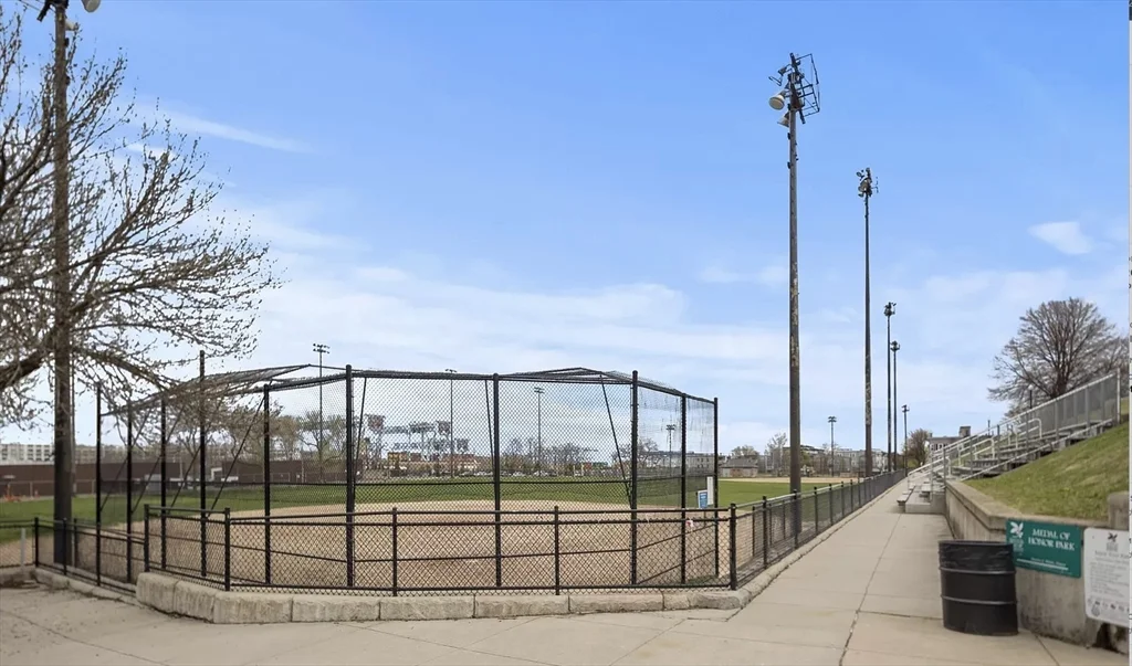 726 East 2nd, South Boston