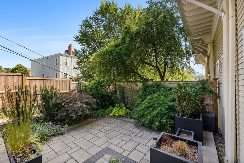 44 High St, Charlestown