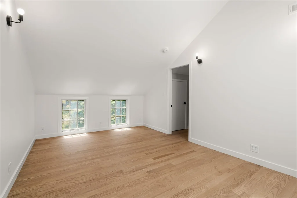 157 Farm Rd, Sherborn