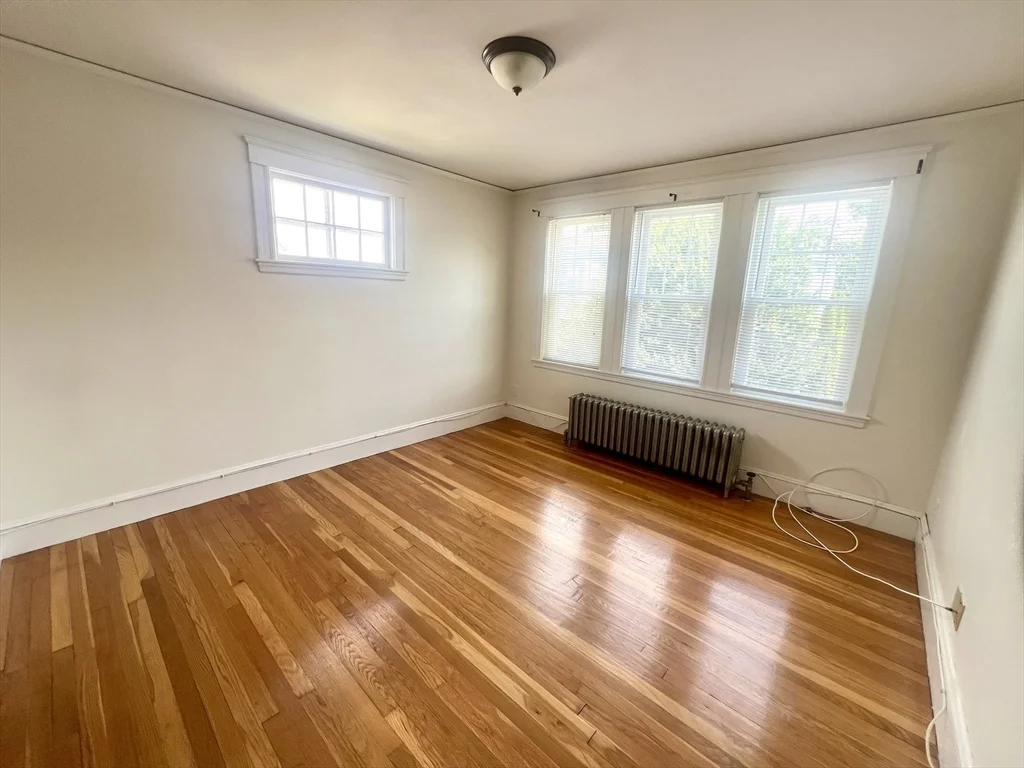 7 Summer St, West Roxbury