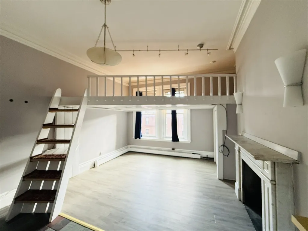 365 Beacon St, Back Bay