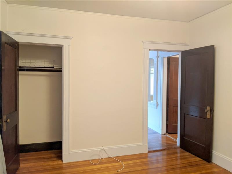 19 Leonard St, Tufts