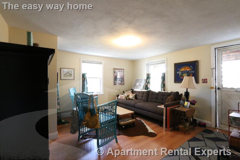 128 Pine St, Central Square