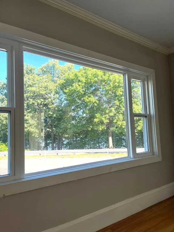 105 Shore Dr, Ten Hills