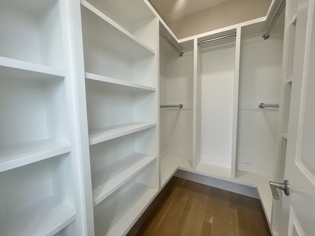 40 Waverly, Brighton