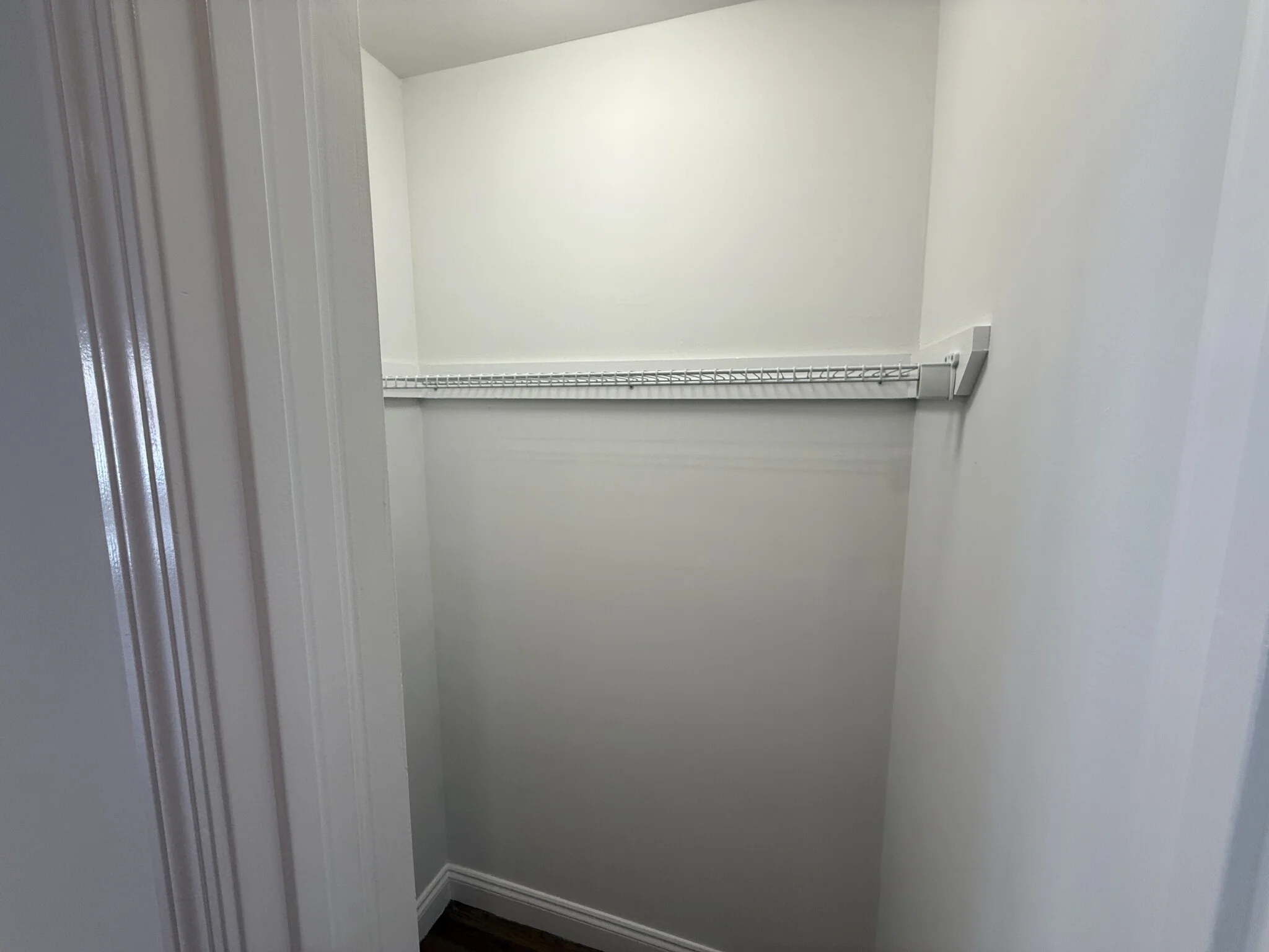 320 Hammond Pond Pkwy, Chestnut Hill