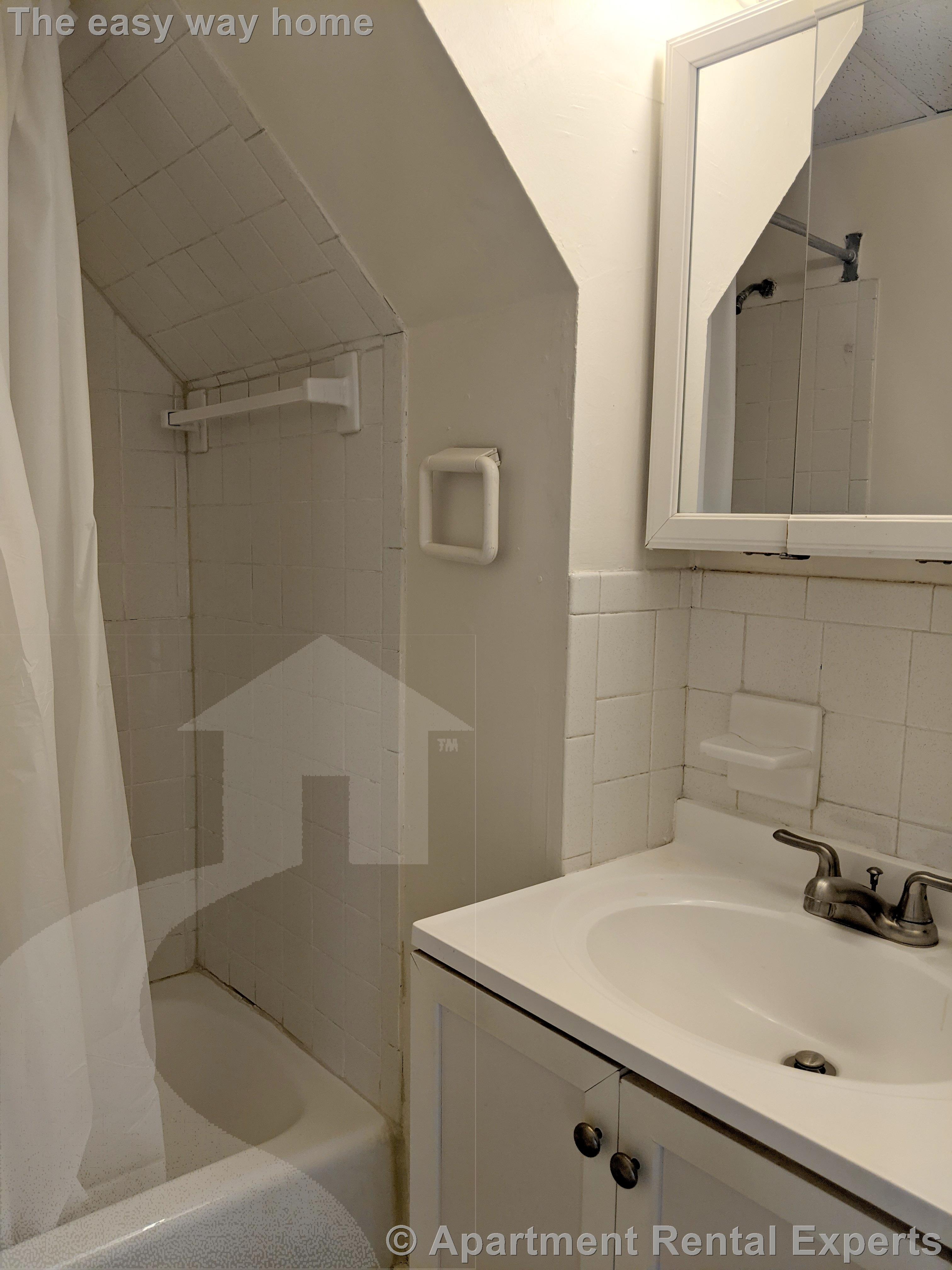 19 Cameron Ave, Davis Square