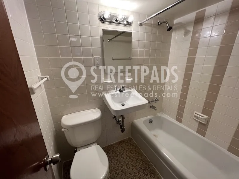 168 North Beacon St, Brighton