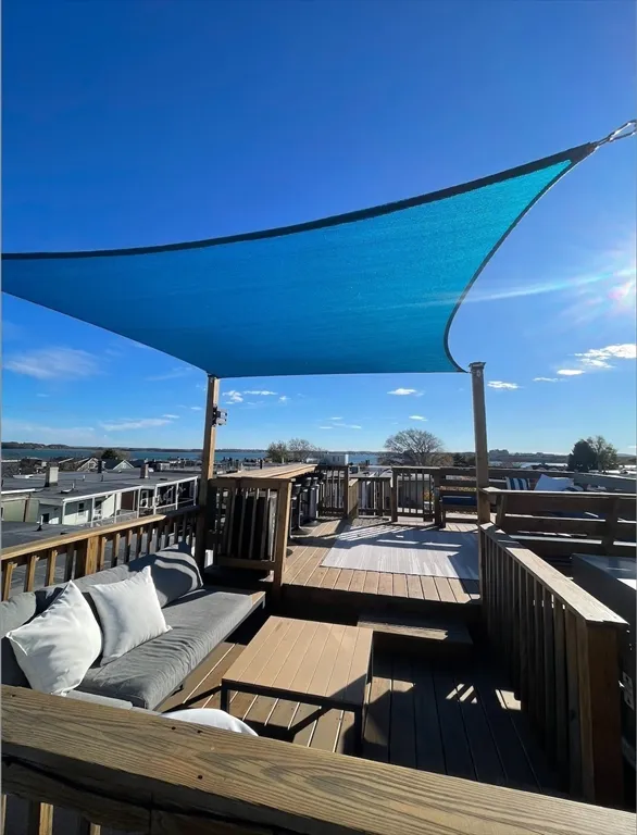 663 East 7th St, South Boston