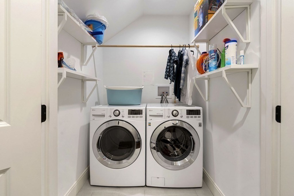 265 Jackson St, Newton