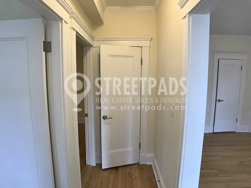 26 Chauncy St, Neighborhood Nine