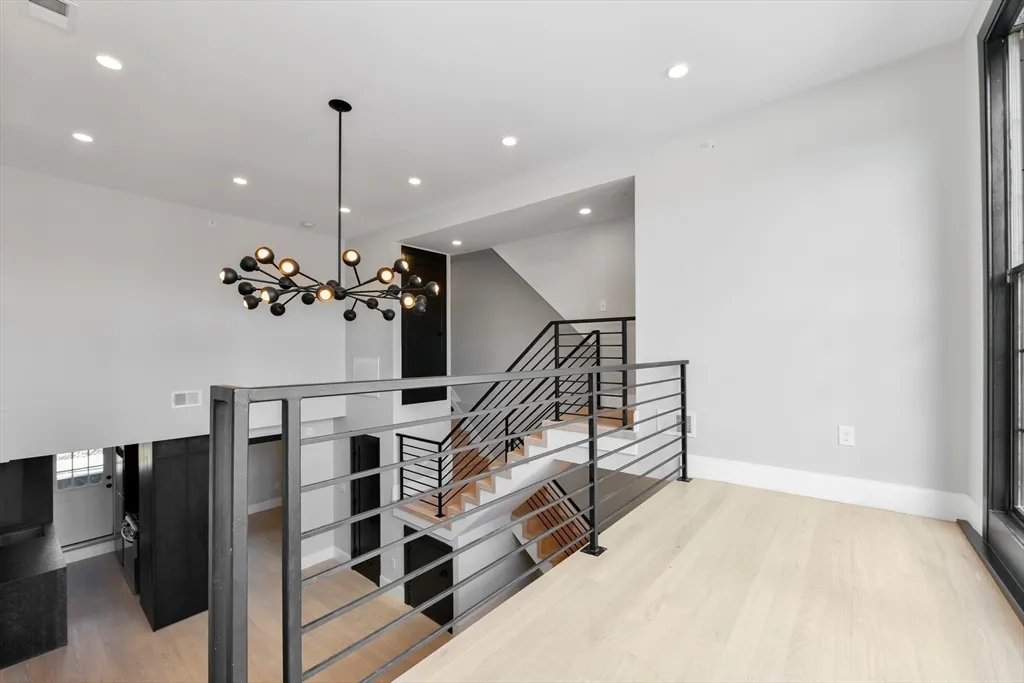 6 Brooks St, East Boston