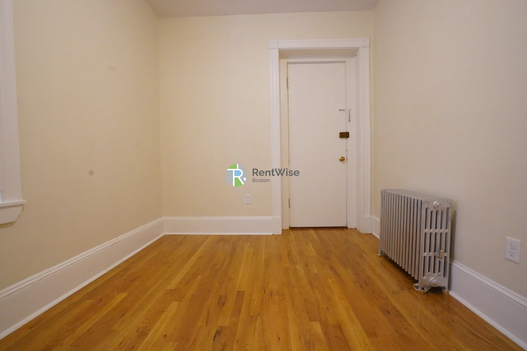 1595 Beacon St, Brookline