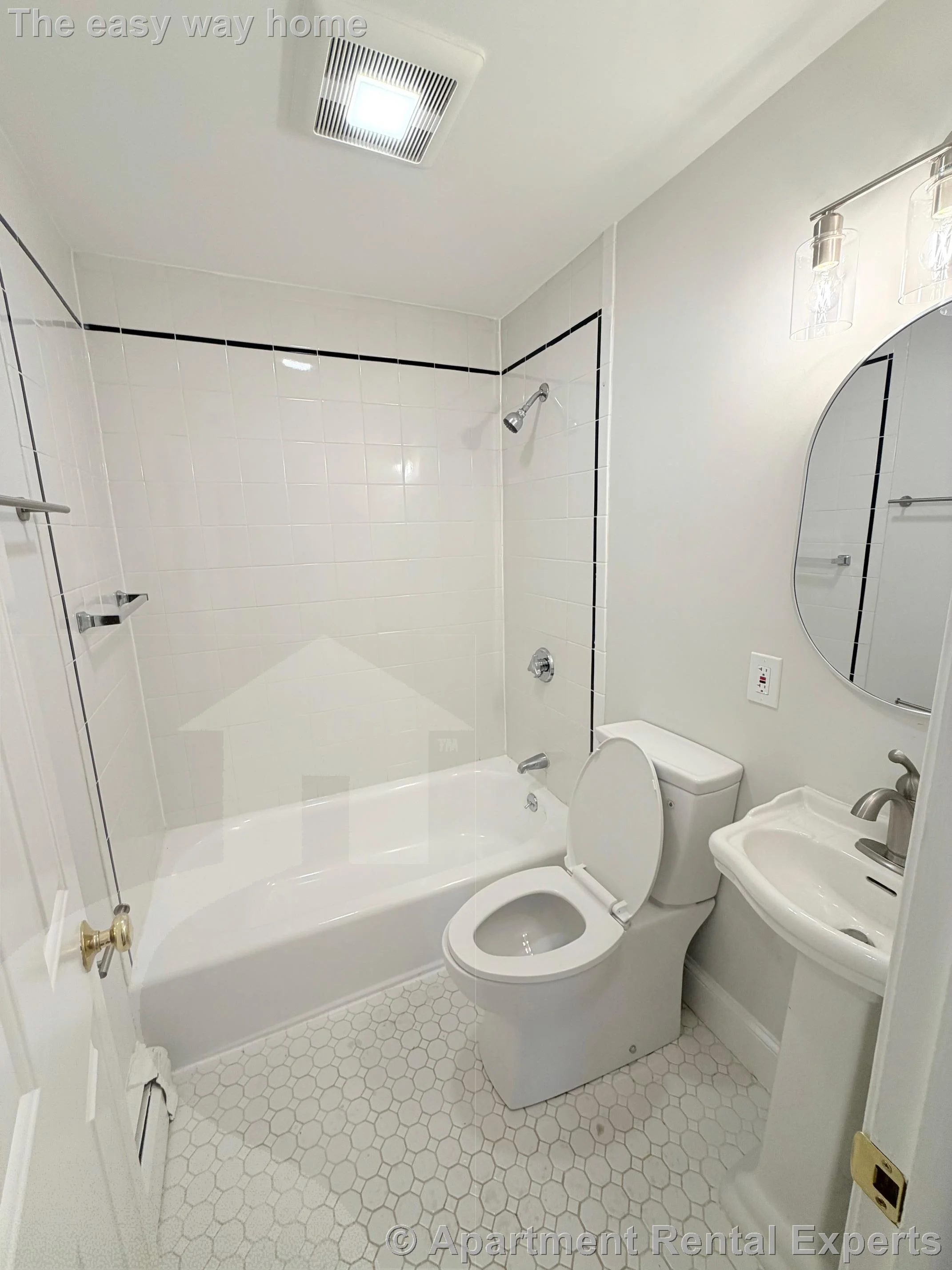 172 Putnam Ave, Riverside