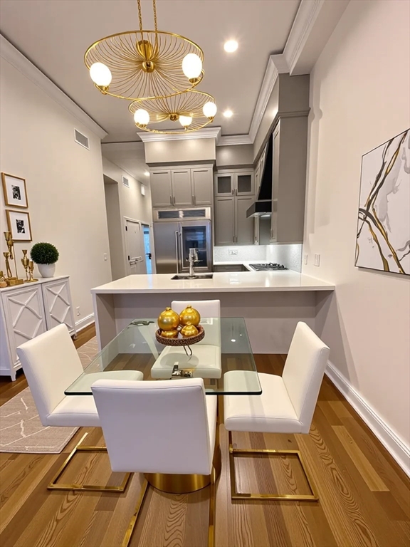 288 Commonwealth Ave, Back Bay