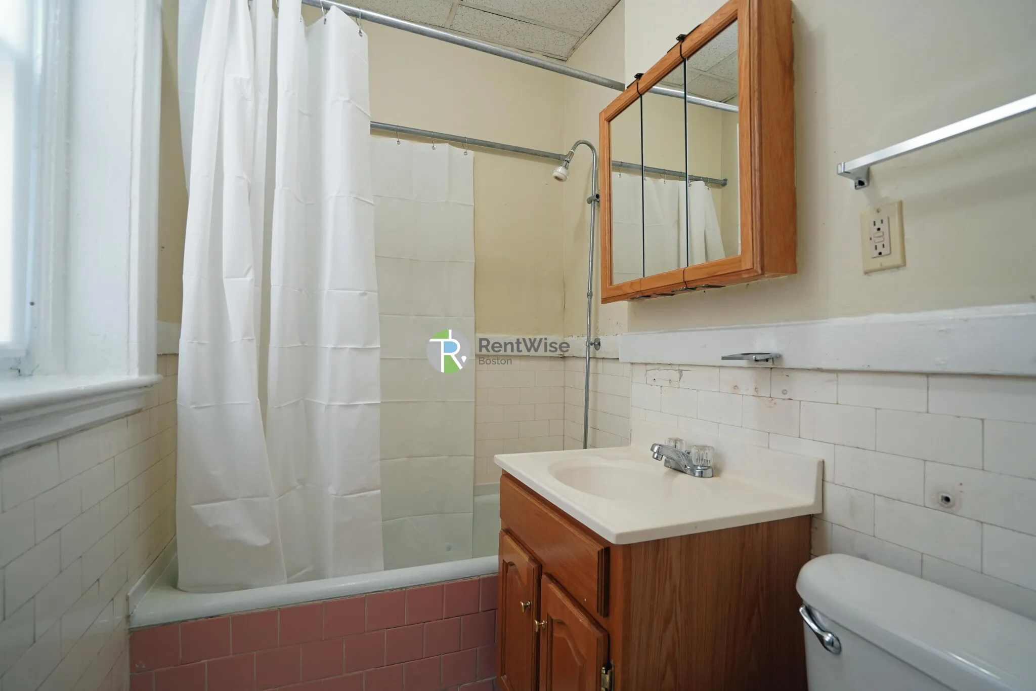 224 Kelton St, Allston