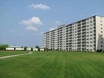 100 Cove Way, Quincy