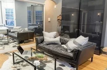 371 Beacon, Back Bay