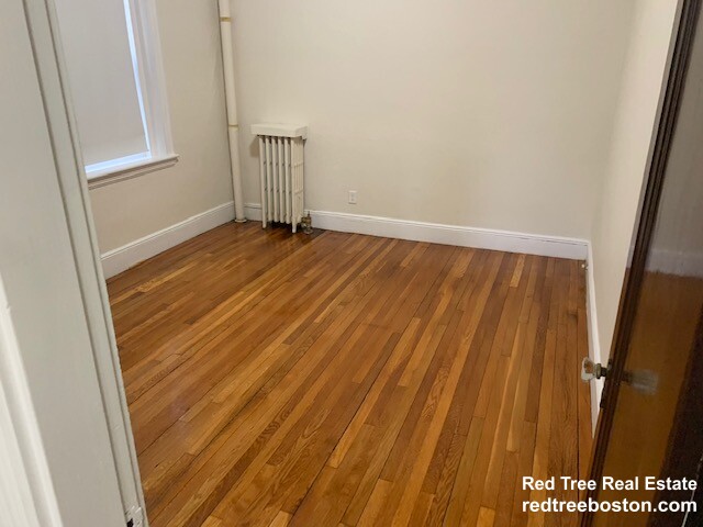 1800 Commonwealth Ave, Brighton