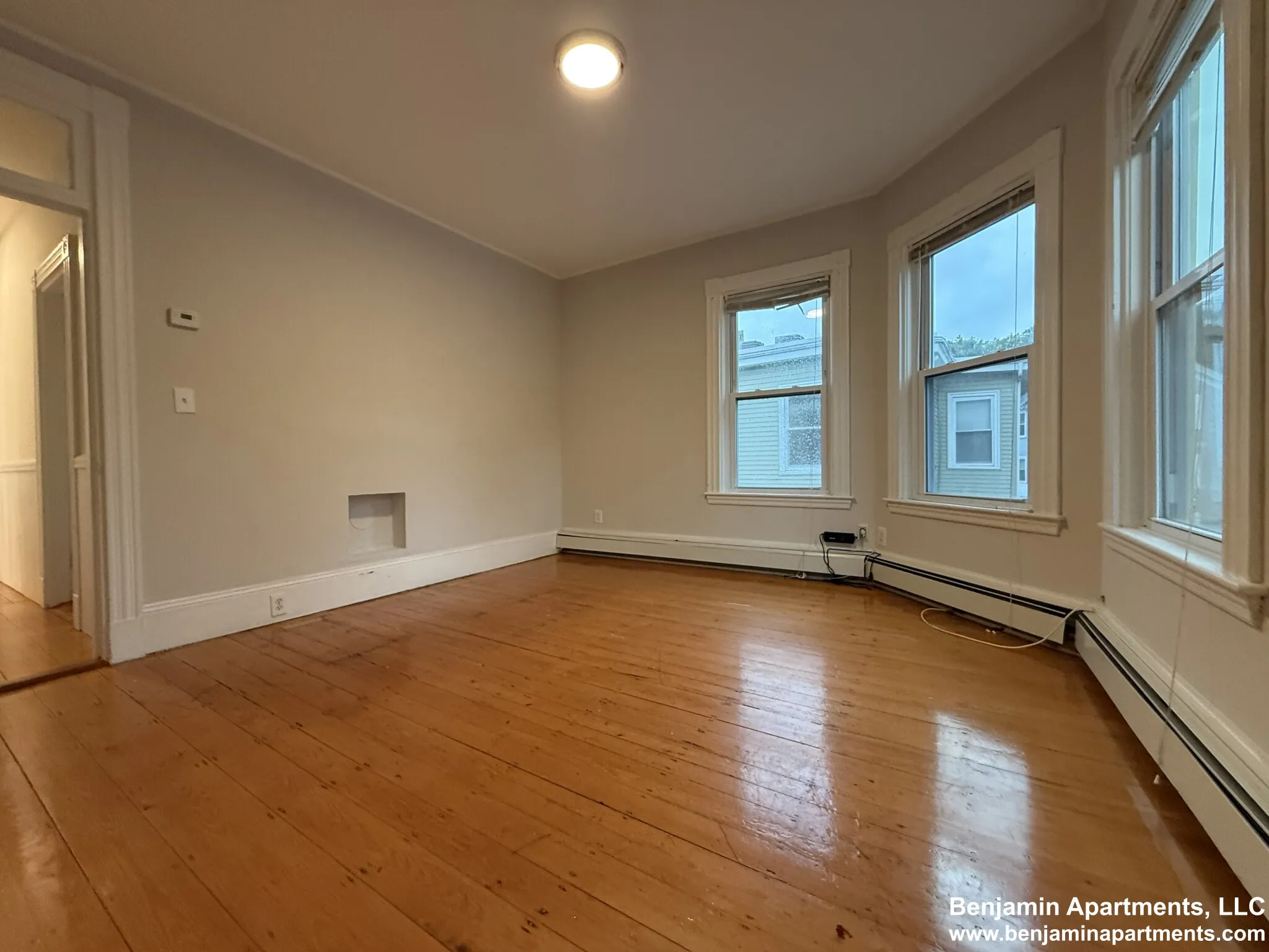 1 Folsom Ave, Mission Hill