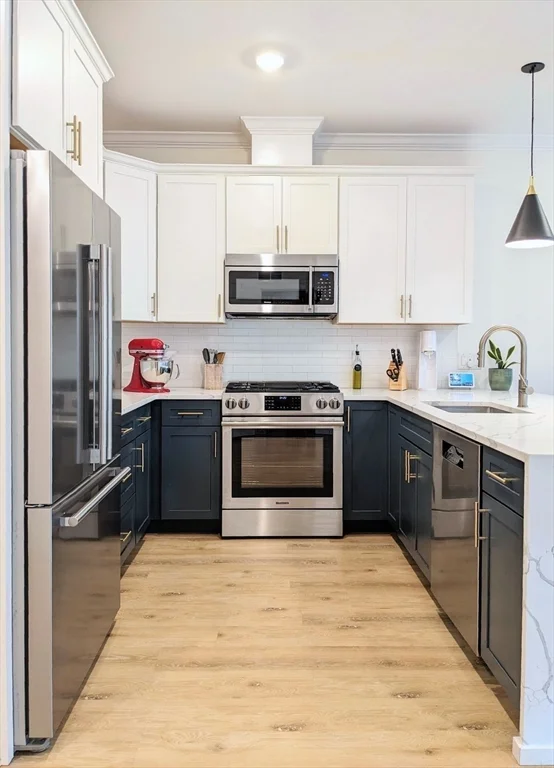 4281 Washington St, Roslindale