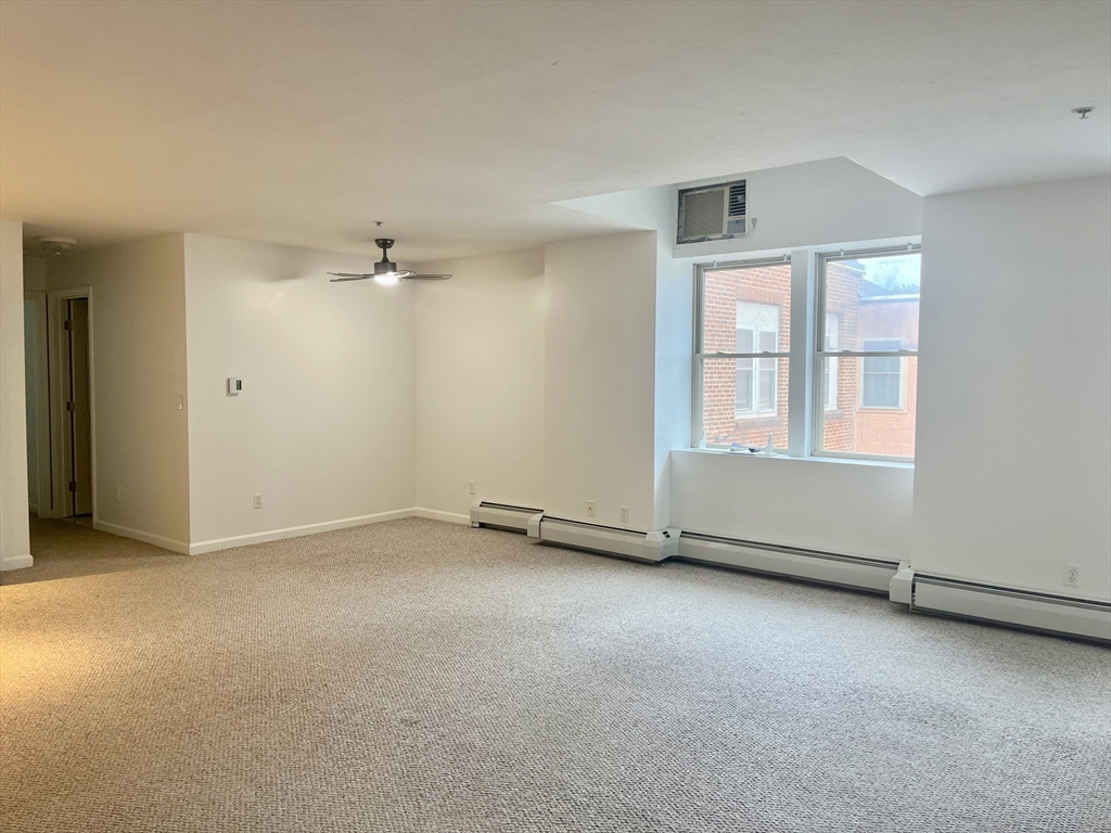 205 Chapin St, Southbridge