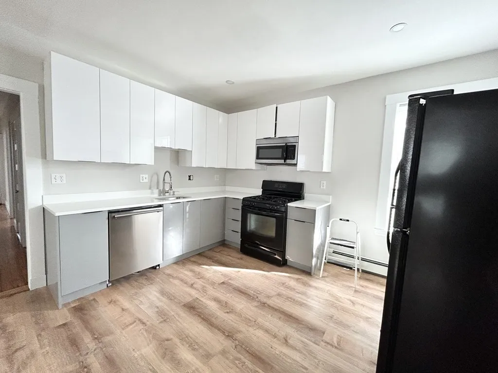 24 Willis St, Dorchester