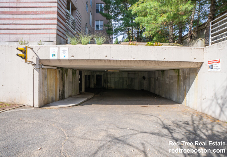 345 Franklin St, Riverside