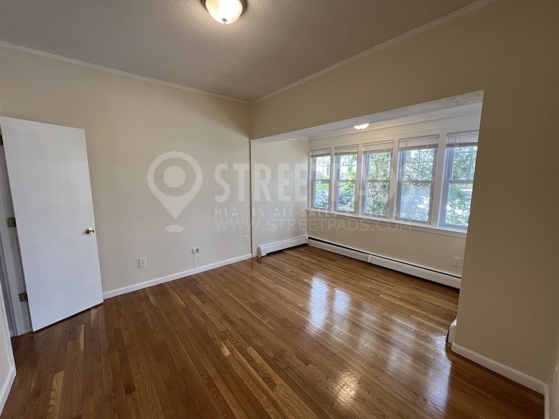 2018 Commonwealth Ave, Brighton