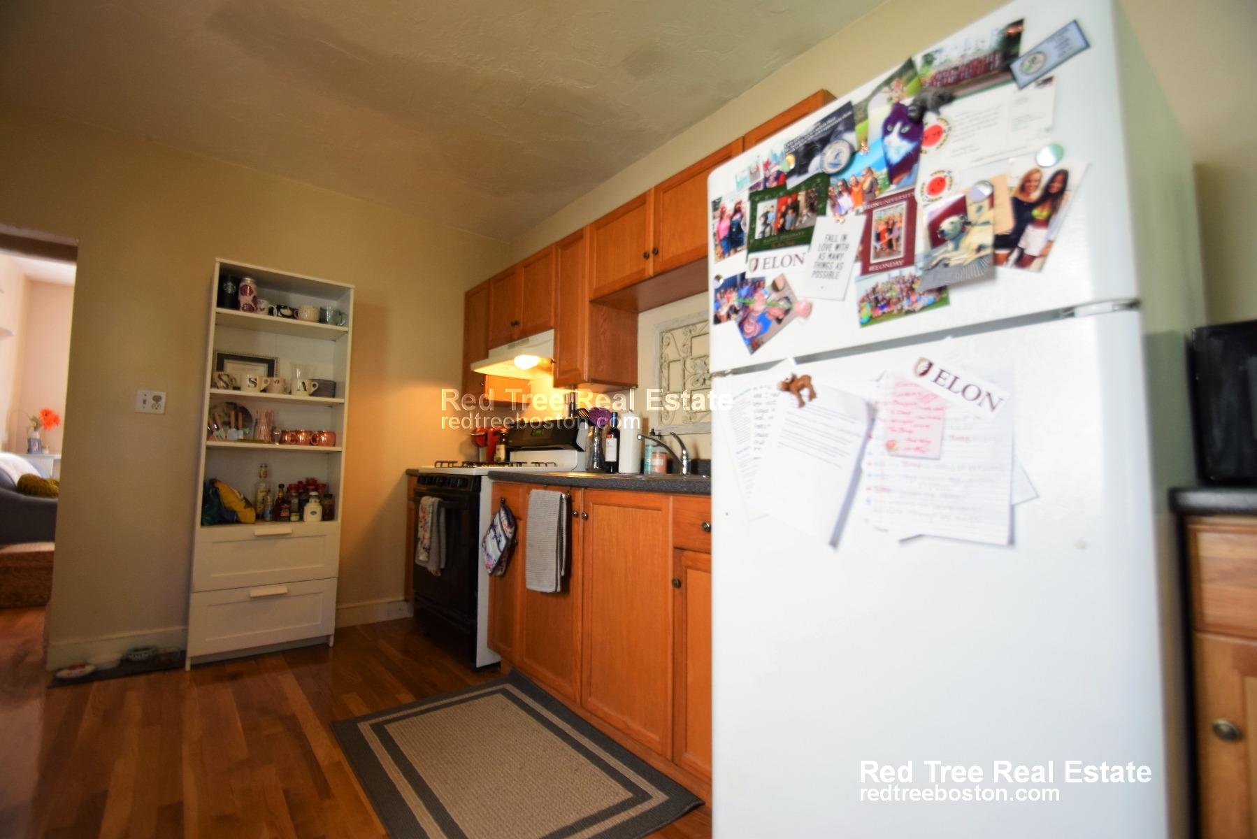 20 Ashley St, Jamaica Plain