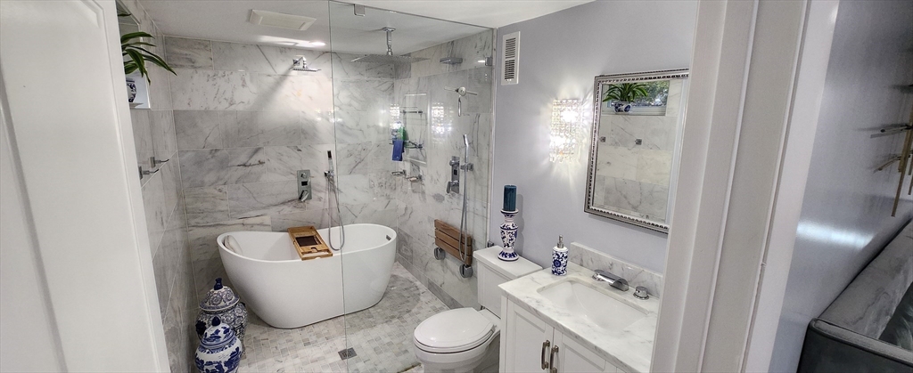 55 Arborfield Rd, Roslindale