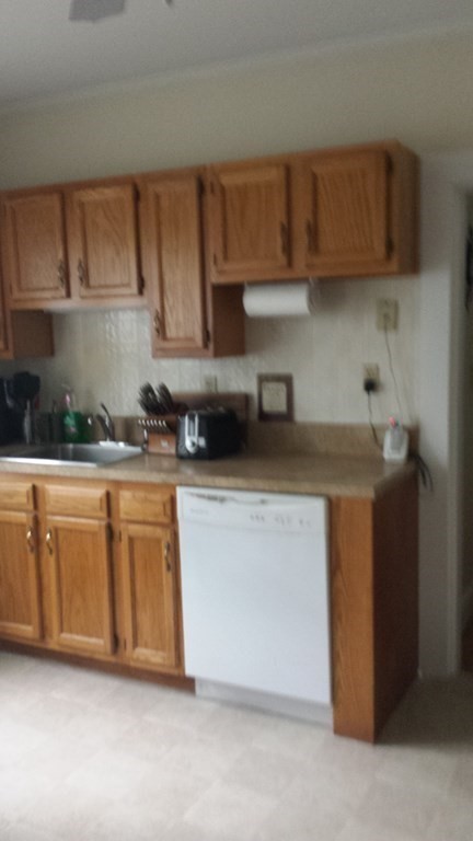 225 Standish Ave, Plymouth