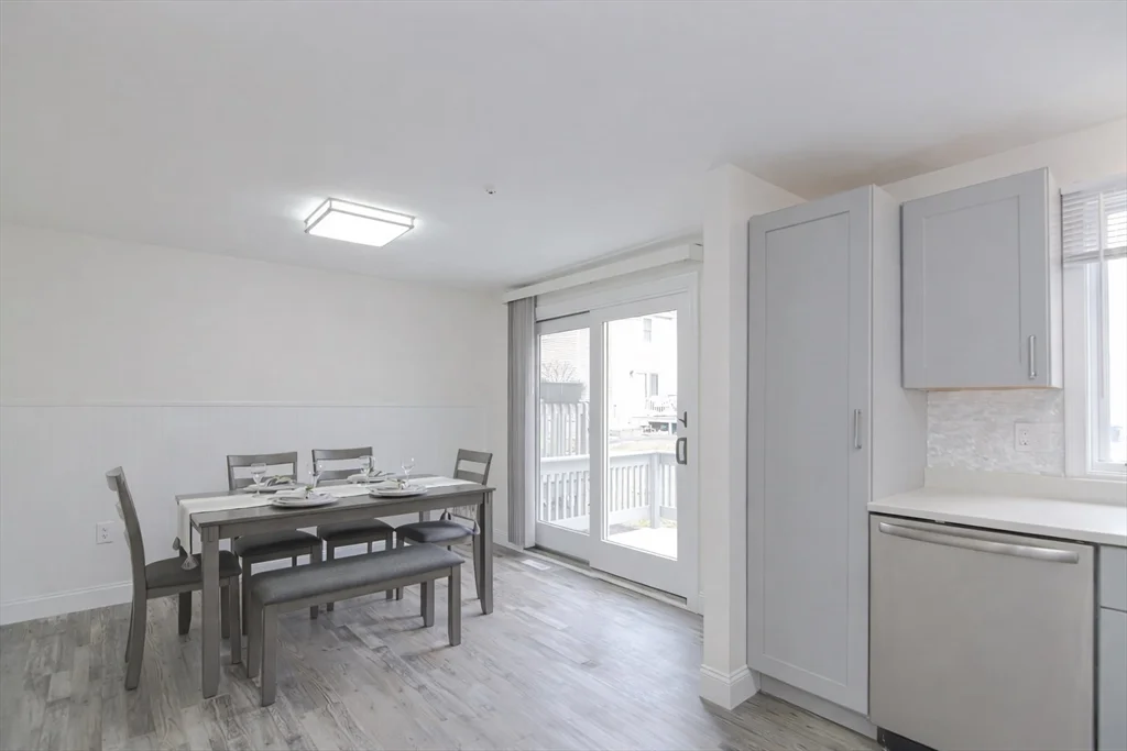 80 Broadway, North Attleboro