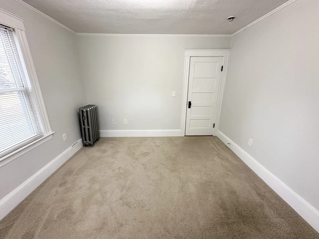 56 Sheridan St, Zip 01830