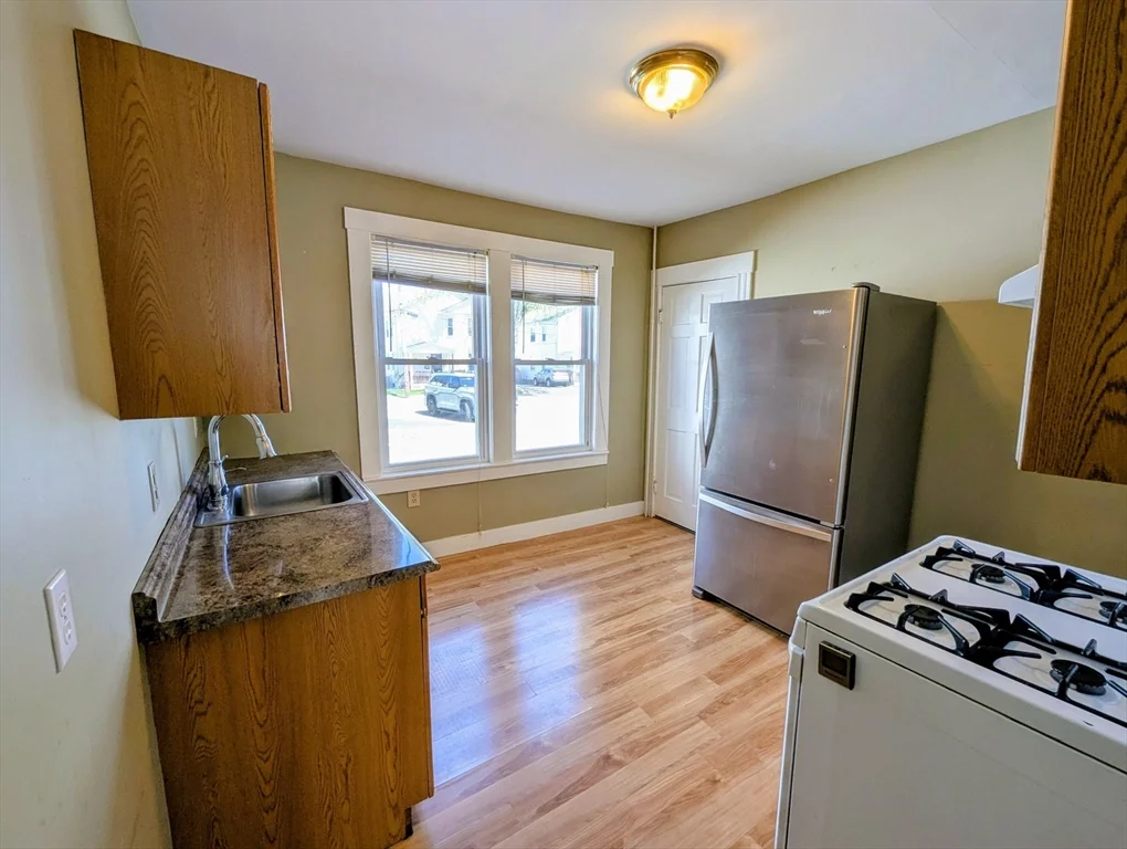 88 Crescent, Franklin